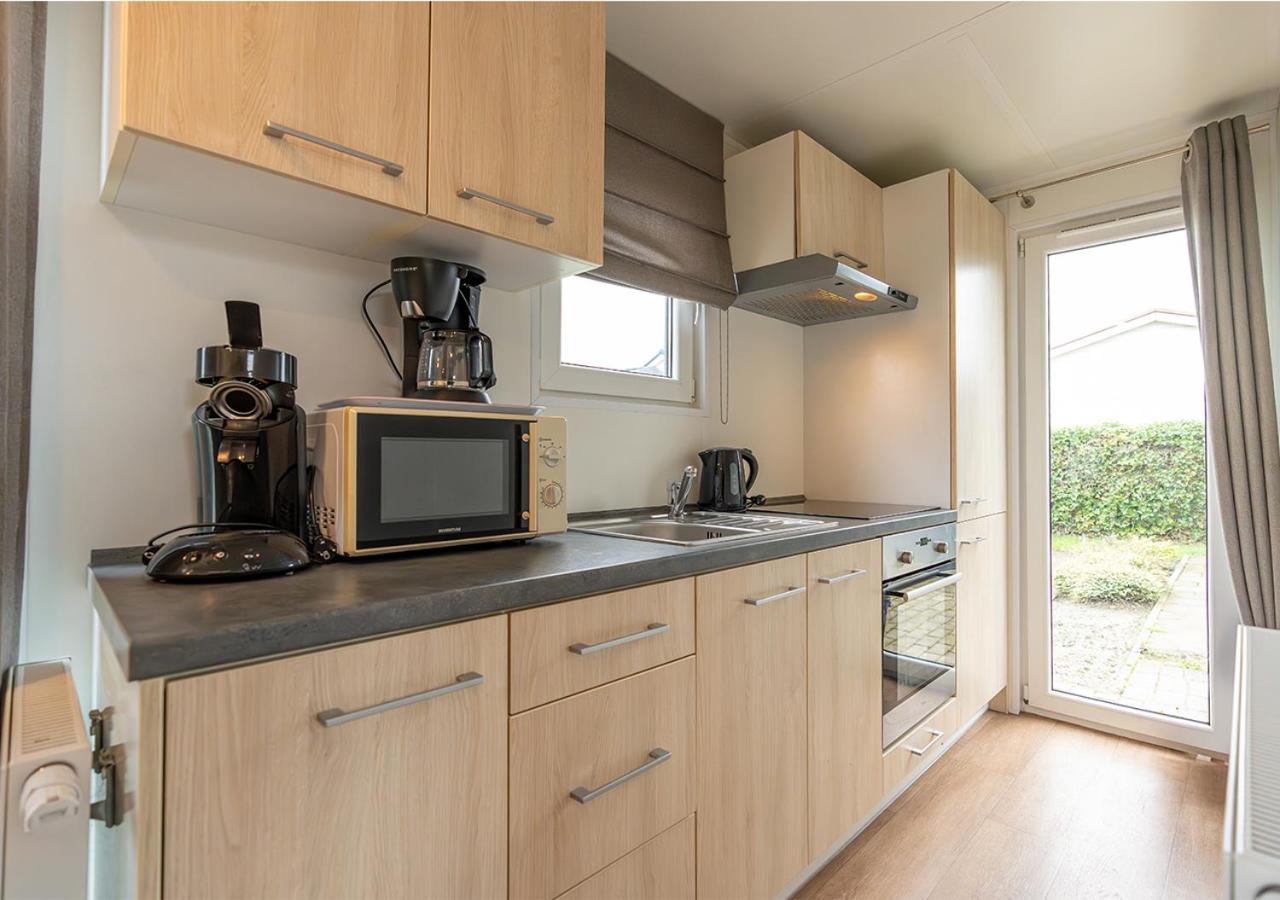 Chaletparc Krabbenkreek Zeeland - Chalet 78 Sint Annaland Zewnętrze zdjęcie
